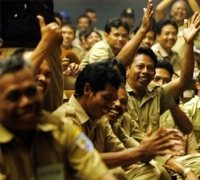 Sri Mulyani: Gaji PNS Tidak Naik Pada 2018, Apakah anda tetap punya niat jadi PNS ? 