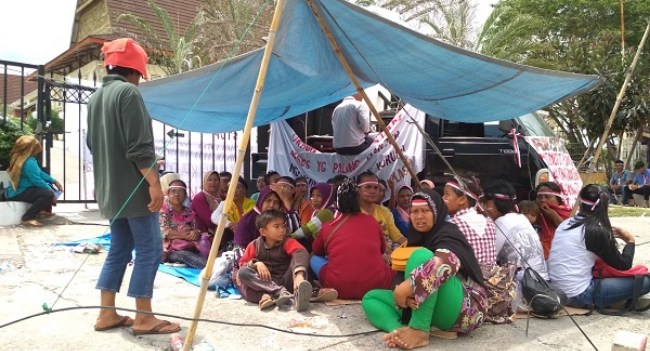 Massa SPTI ‘Geruduk’ Kantor PTPN V, Desak Usut Tuntas Dugaan Vendor Buruh Fiktif