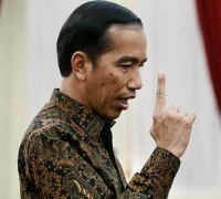 Serap Tenaga Kerja, Presiden Jokowi Dorong Kementerian/Lembaga Buat Model Padat Karya di Desa