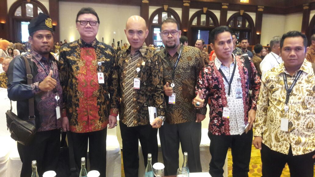 KPK tak bisa sendiri dalam mencegah Korupsi Herman Ketua GNPK RI Riau, bersama Menteri dalam Negeri Tjahjo Kumolo, dan Juru Bicara KPK Febri Diansyah
