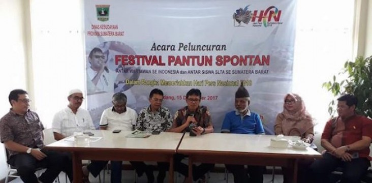 HPN 2018, Pemprov Sumbar Gelar Lomba Pantun Spontan Antar Wartawan dan Siswa SLTA