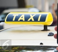 Bulan Depan, Pemerintah Mulai Tilang Taksi Online 'Nakal'