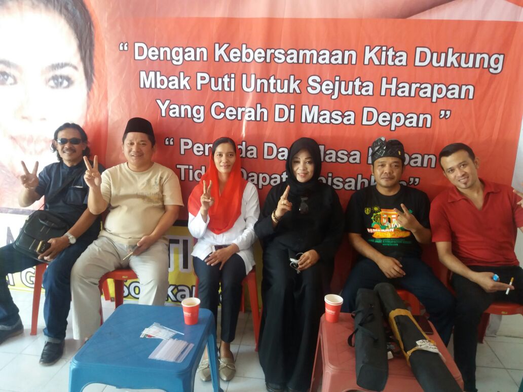 Barisan Pembaharuan dan Putera Fajar door to door Kampanye Gus Ipul - Mbak Puti