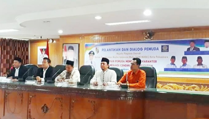 Ketum GEMAINDO Hadiri Pelantikan Dan Dialog Pemuda ICMI Muda Kota Pekanbaru