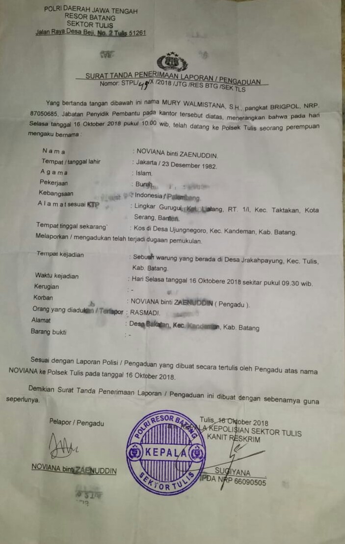 Aksi Pemukulan Seorang Pria Terhadap Wanita Pemandu Lagu