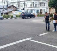 LMND, DLM STIE Bangkinang dan FORMAKI melakukan Penggalangan Dana Untuk Korban Banjir Kampar