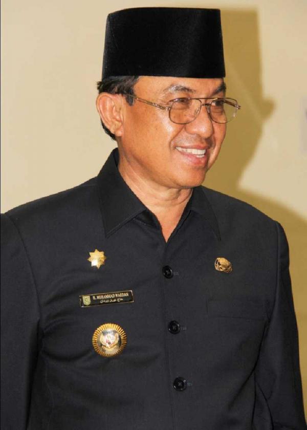 Bupati Inhil, HM Wardan Serahkan SK CPNS Kepada 329 Orang CPNS Yang Dinyatakan Lulus
