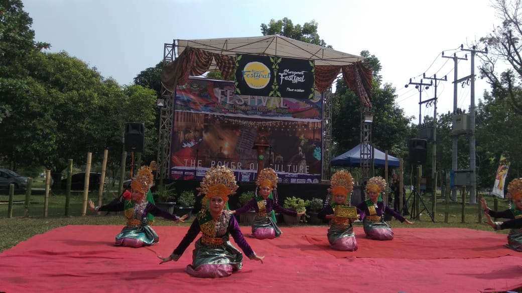 Manajemen Festival Membentuk Calon Pengusaha Muda