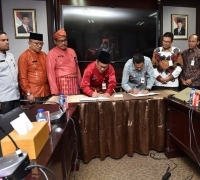 Bank Riau Kepri MOU Setoran Wakaf bersama Badan Wakaf Indonesia (BWI) Perwakilan Provinsi Riau.