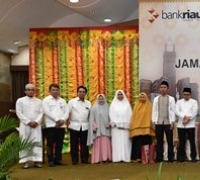 Acara Tepung Tawar Tandai Keberangkatan Calon Jamaah Haji Pegawai Bank Riau Kepri 2019