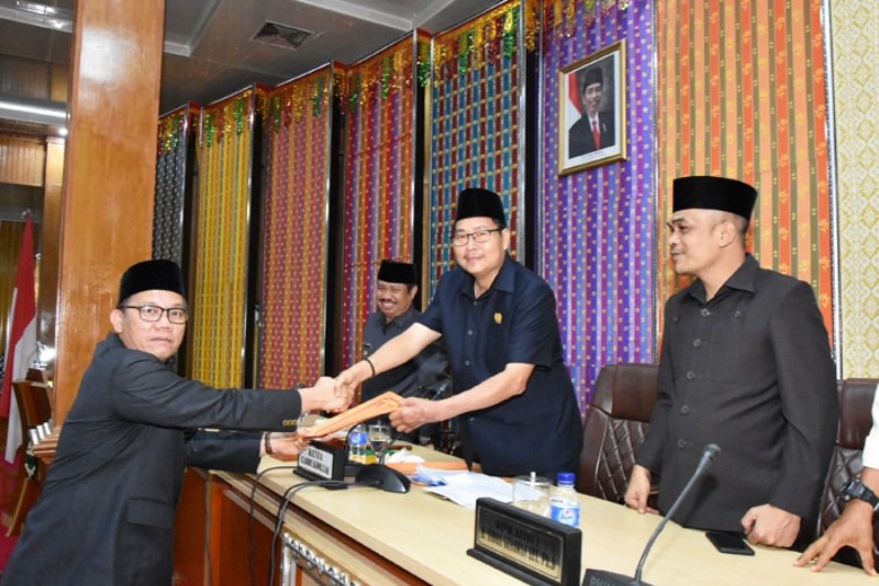 Sidang Paripurna DPRD Bengkalis sahkan APBD-P Rp4,04 triliun