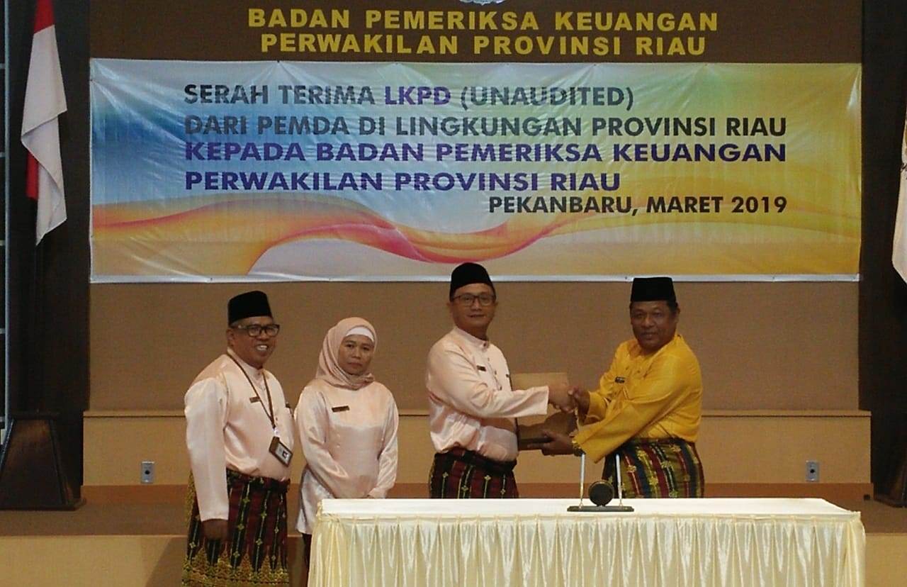Pemkab Rohil Raih Penghargaan Opini WTP LKPD Tahun 2018