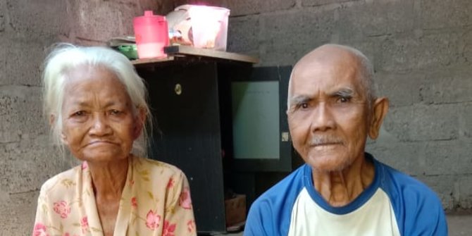 Kisah Sedih Nenek Penjual Sesajen Dibayar Pakai Uang Mainan Rp20 Ribu