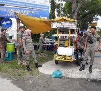 Ganggu Lalulintas, Puluhan Lapak PKL Ditertibkan