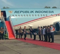 Menggunakan Pesawat Kepresidenan, Presiden Joko Widodo Tiba di Pekanbaru