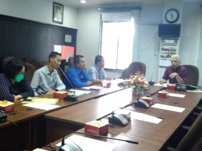 Komisi II Hearing Pengelola Parkir Mal dan Hotel di Pekanbaru