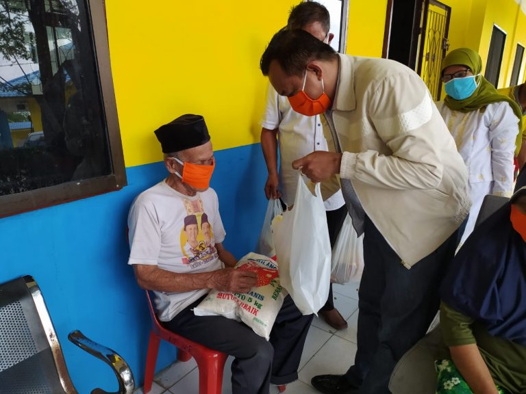 Jelang Ramadhan Dinas Pendidikan Batu Bara Santuni Fakir Miskin dan Anak Yatim