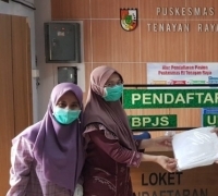 Anggota DPRD Fraksi Demokrat Pekanbaru Rogoh Kocek Pribadi Untuk Bantu Tenaga Medis