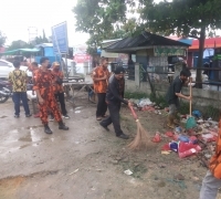 Pemuda Pancasila Marpoyan Damai Rangkul Polsek dan AMPG Goro  di Pasar 