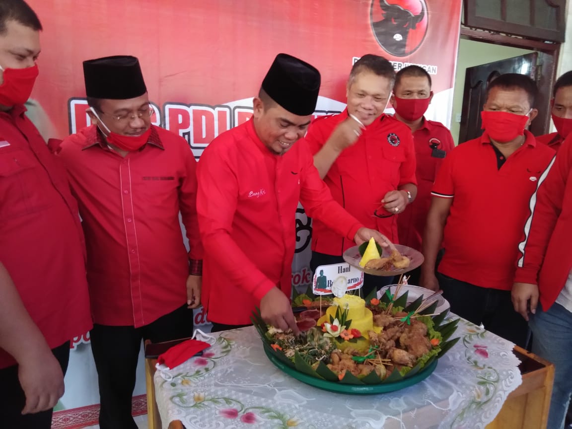 Mengenang Sejarah Bapak Bangsa, DPC PDI Perjuangan Kota Pekanbaru peringati HAUL Bung Karno
