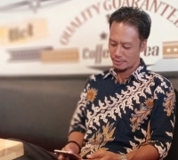 Saat diskusi santai dengan GNPK RI Kabupaten Pelalawan : Bawaslu dan Pemilukada harus Bersih dan Jurdil