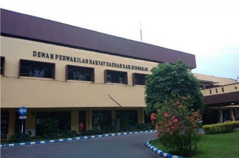 Plt Bupati Sidoarjo Meninggal, Penyemprotan Disinfektan di Pemkab DPRD Diintensifkan