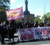 Geruduk Kantor Gubernur Bali, Demonstran Desak Pembebasan Jerinx