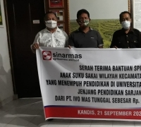 Raih beasiswa perguruan tinggi, delapan anak Suku Sakai Kandis sambut masa  depan yang lebih cerah   