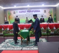 Laksanakan Rapat Paripurna, Sopandi Resmi Dilantik Sebagai PAW Anggota DPRD Kepulauan Meranti