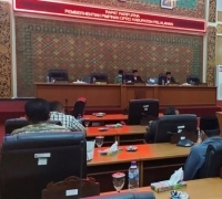 Gelar Rapat Paripurna,  DPRD Pelalawan bahas penonaktifan Pimpinan