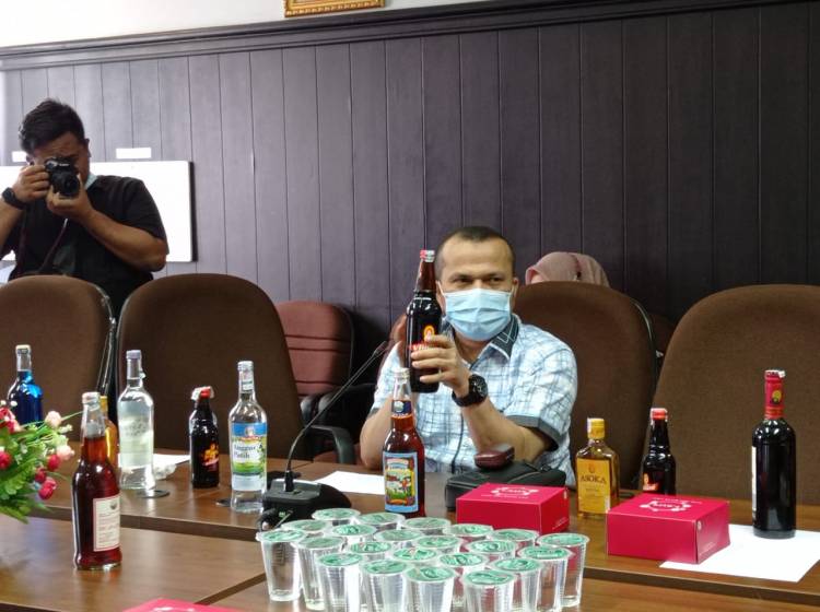 DPRD Kota Pekanbaru Minta Pihak Terkait Tertibkan Peredaran Miras