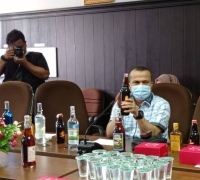 DPRD Kota Pekanbaru Minta Pihak Terkait Tertibkan Peredaran Miras