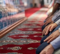 Syamsuar: Zona Merah dan Oranye Lebih Baik Salat Idul Fitri di Rumah