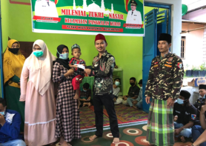 Berbagi Berkah Ramadan, Millenial Zukri- Nasar Mohon Doa Anak Yatim
