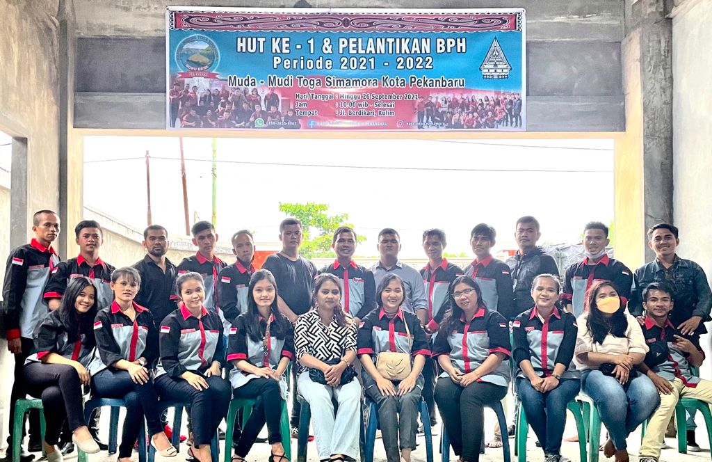 Sukses Dilantik, Pengurus Muda Mudi Toga Simamora Kota Pekanbaru Juga Rayakan HUT ke-1 Pengurus Muda Mudi Toga Simamora (MMTS) Kota Pekanbaru (Foto Dok. Istimewa)