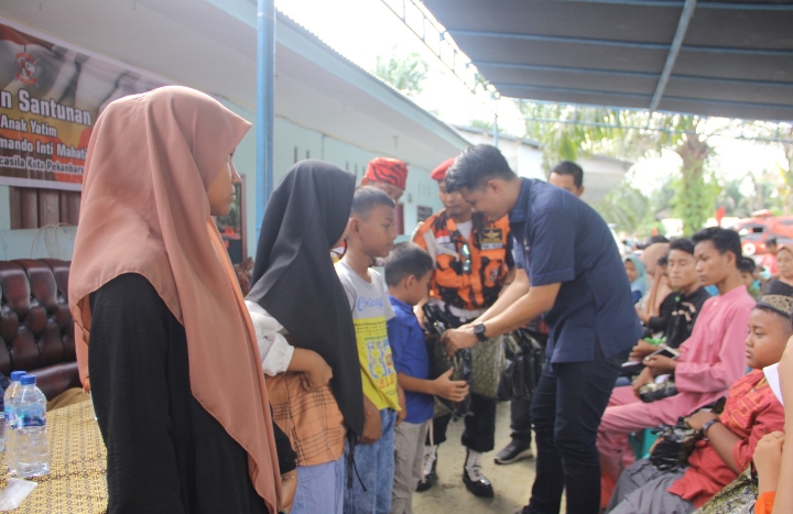 DPW Partai NasDem Provinsi Riau dan Ormas Pemuda Pancasila MPC kota Pekanbaru , adakan kegiatan santunan Anak Yatim