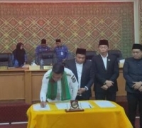 Melalui Rapat Peripurna, APBD Pelalawan 2023 Senilai Rp1,86 Triliun