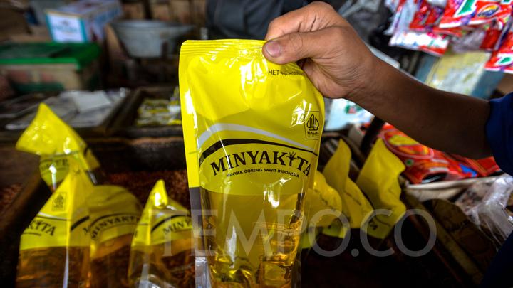 Pemblokiran Akun Media Sosial Penjual Minyakita