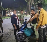 Tim Yustisi Pekanbaru Denda 4 Warga Buang Sampah Sembarangan
