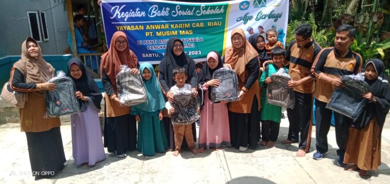 Yayasan Anwar Karim PT Musim Mas Cabang Riau Lakukan Bakti Sosial ke Panti Asuhan Salsabilla Pangkalan Kerinci