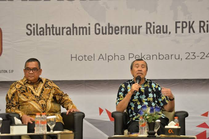 Gubernur Riau Syamsuar dan Wakil Gubernur Riau Edy Natar Nasution Saat Hadiri Ramah Tamah dan Dialog FPK Provinsi Riau. Foto: bertuahpos.com