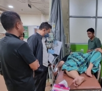 Peduli Kepada Anggota Yang Sakit, Kapolres Kampar Jenguk Personil Yang Dirawat di Rumah Sakit 