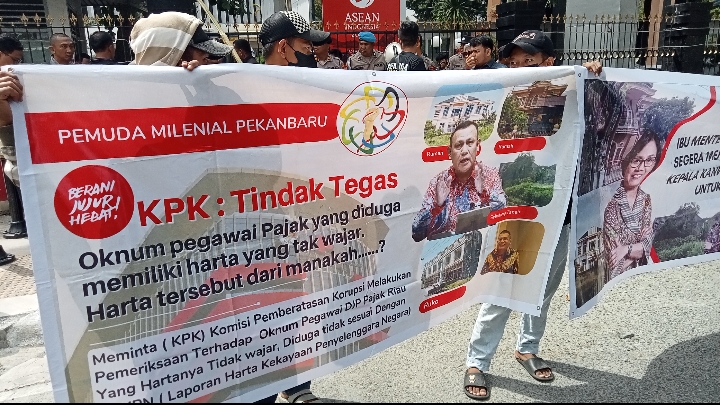 Kembali Lakukan Demo, PMP Tegaskan Minta Kepastian Laporan Dugaan Harta Kekayaan Tak Wajar Pegawai Pajak Riau