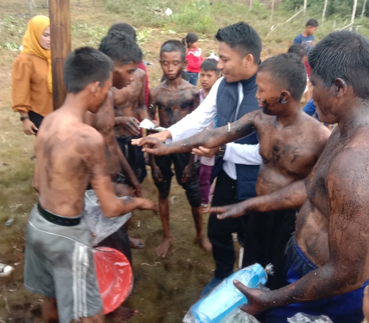 Sudiharno Ikuti Semarak HUT Kemerdekaan RI Ke 78 Pada Pesta Rakyat Di Desa Pulau Muda