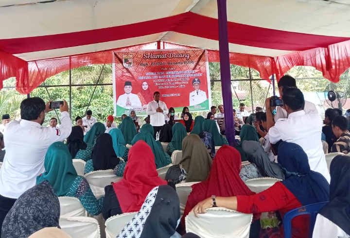 Bupati Pelalawan H. Zukri, SE Berikan Pengarahan Kepada LKD