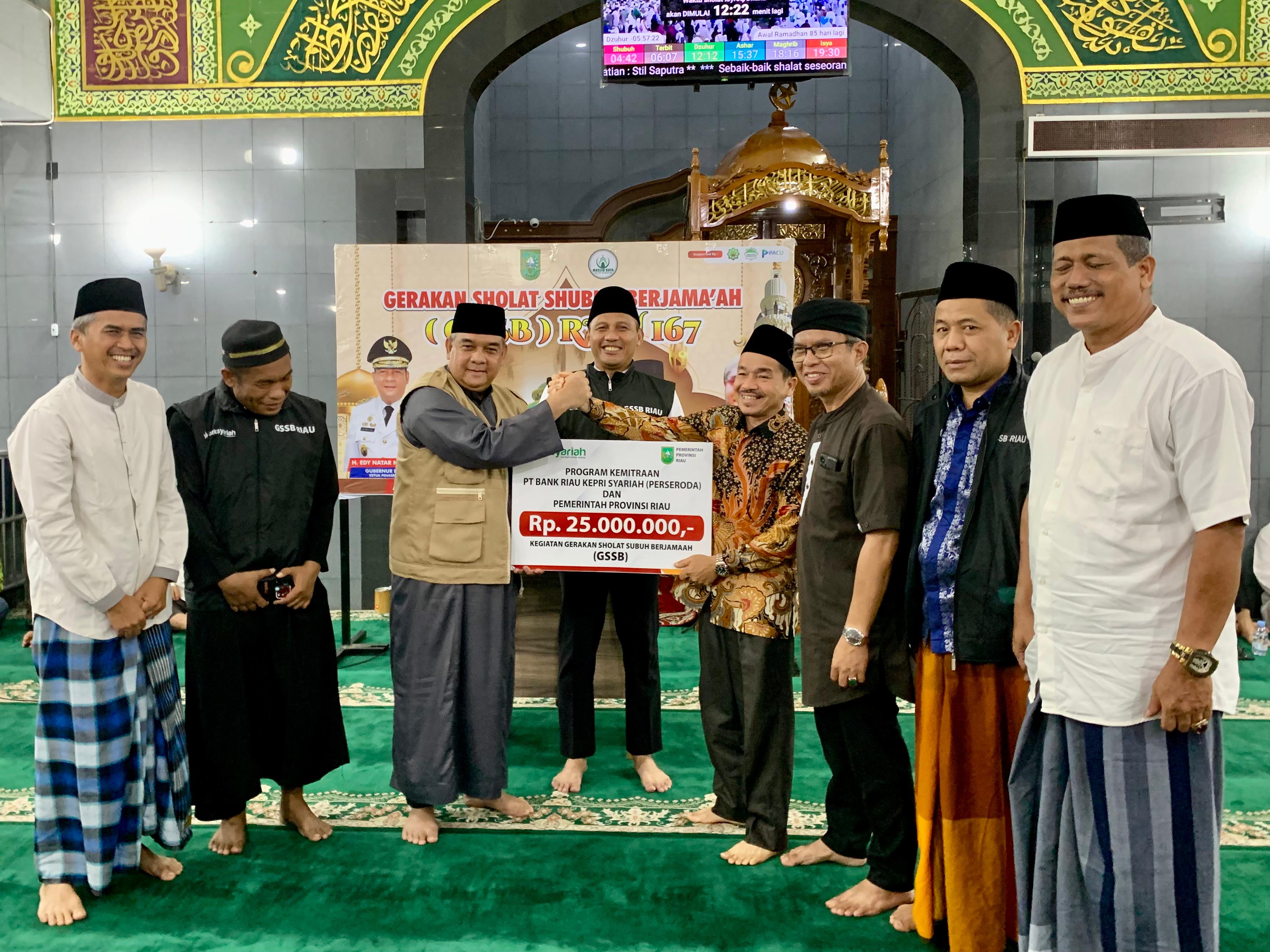Berkah GSSB, Mesjid Raya Teluk Kuantan Dapat Bantuan Dari BRK Syariah