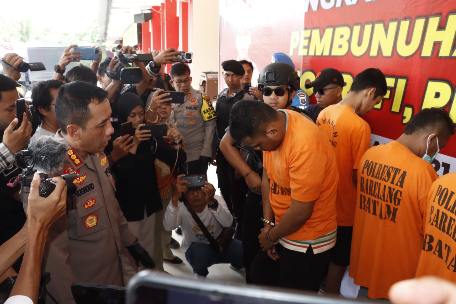 Kapolresta Barelang Gelar Konferensi Pers Ungkap Pelaku Pembunuhan Terkait Penemuan Tengkorak Manusia di Setokok Batam