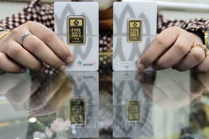 Terbaru! Harga Emas Antam Turun, Cek Daftar Lengkapnya