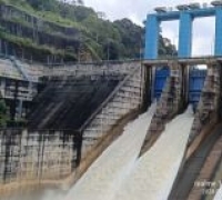 Terbaru, PLTA Koto Panjang Kembali Tambah Bukaan Pintu Waduk