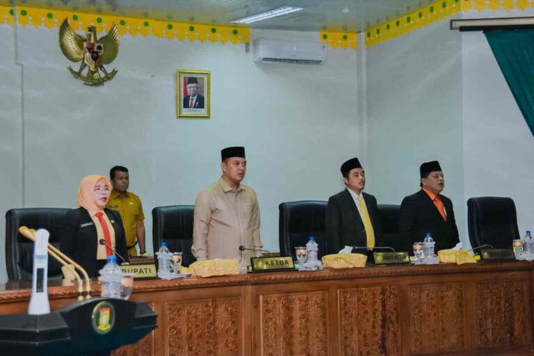 DPRD Kampar Gelar Rapat Paripurna Pandangan Fraksi